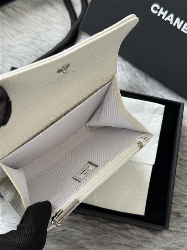 2026127215527112 260